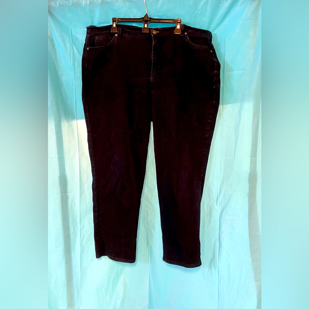 Dark wash Gloria Vanderbilt Size 22W jeans
